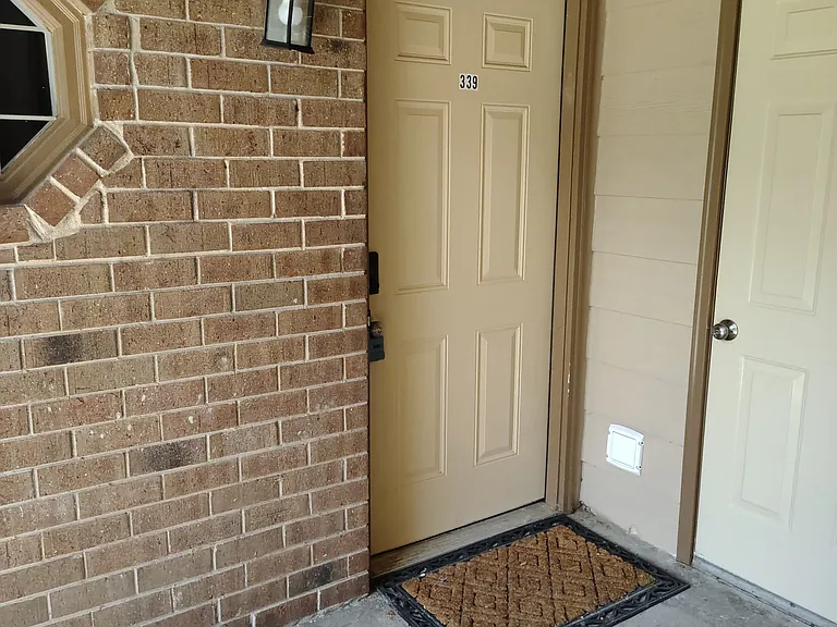 337 Riverbrook Trl #337 — Photo 4