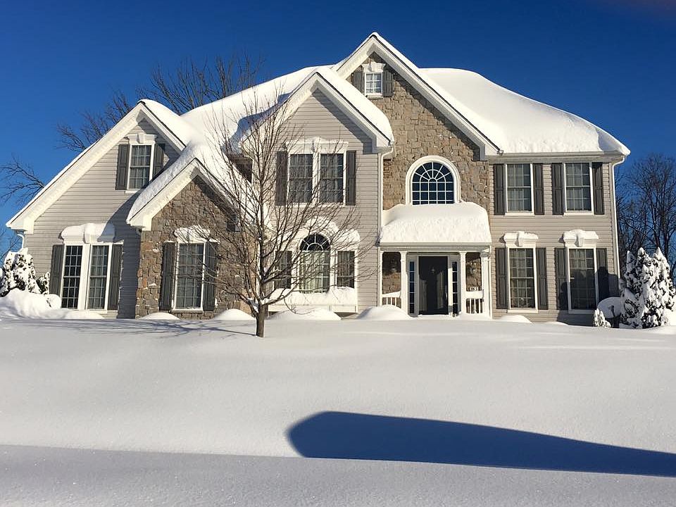 1st image of 20615 Woodbridge Dr