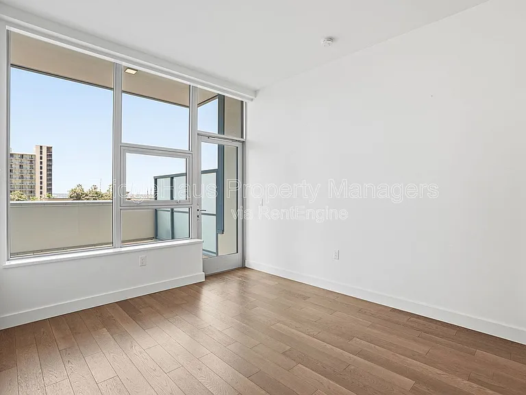 1388 Kettner Blvd #411 — Photo 11