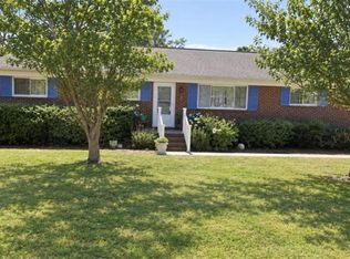 2325 Inlynnview Rd, Virginia Beach, VA 23454