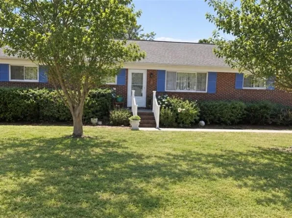 2325 Inlynnview Rd, Virginia Beach, VA 23454
