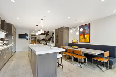 Rented by Nest Seekers International