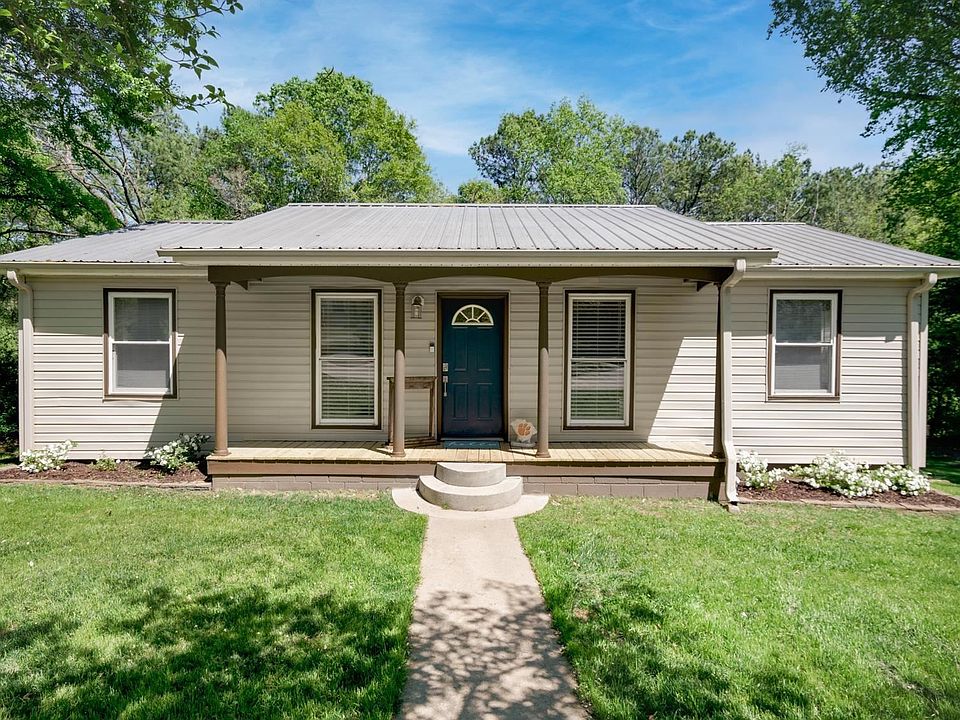 1st image of 428 Childress Rd