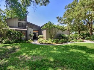 13001 Whisper Sound Dr, Tampa, FL 33618