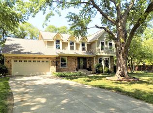 25W664 Coventry Ct, Wheaton, IL 60187