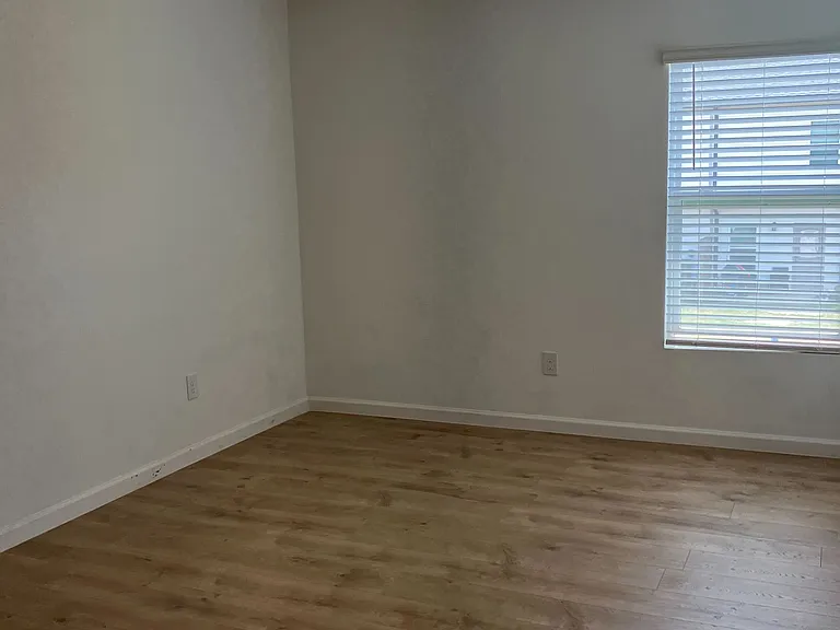 1144 Lossie Way — Photo 18
