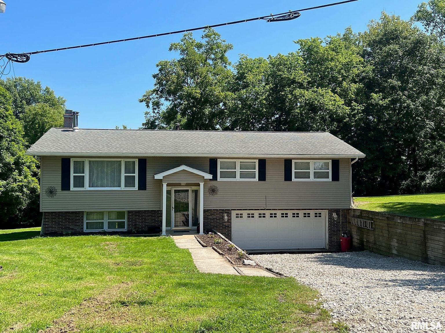 679 Palm Pl, Petersburg, IL 62675 Zillow