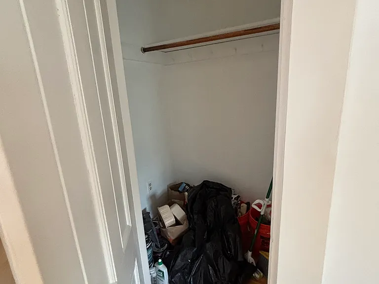 219 Washington St #12 — Photo 10