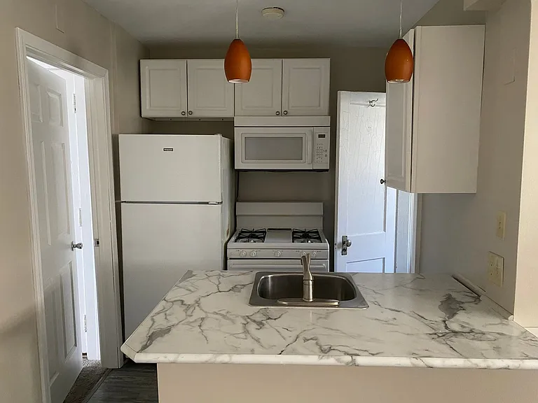 2378 Neil Ave — Photo 8