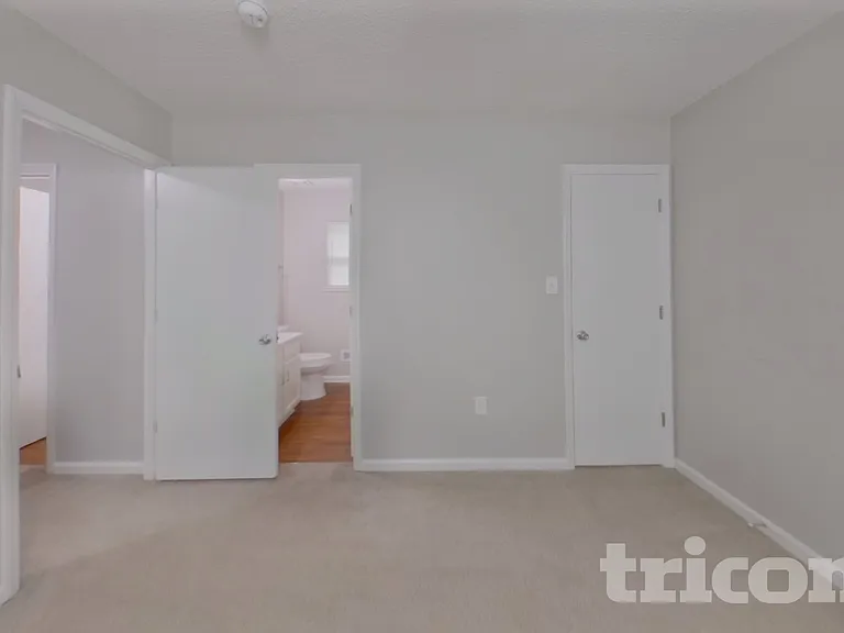8339 Mission Hills Rd — Photo 9