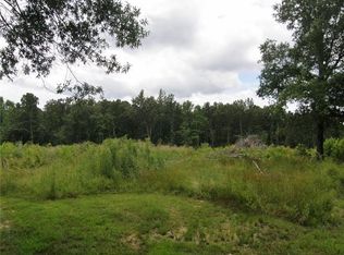 247 Henderson Rd, Hohenwald, TN 38462