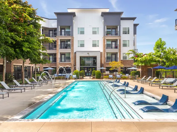 1760 Apartments