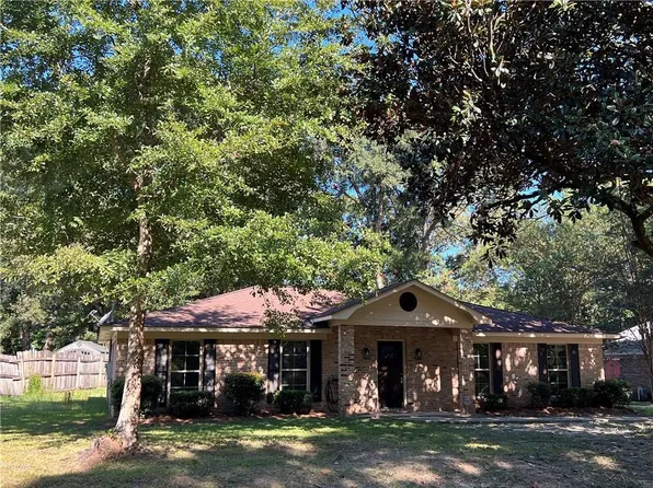 7588 Sequoia Dr N, Mobile, AL 36695