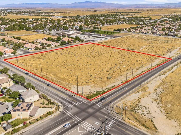 2000 E Lancaster Blvd, Lancaster, CA 93535