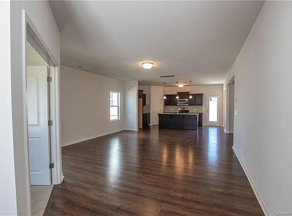 4th image of 208 Fesperman Cir #160