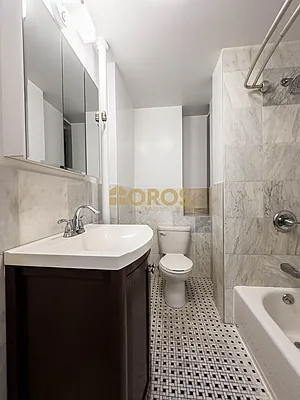 Rented by City Connections Realty | media 11