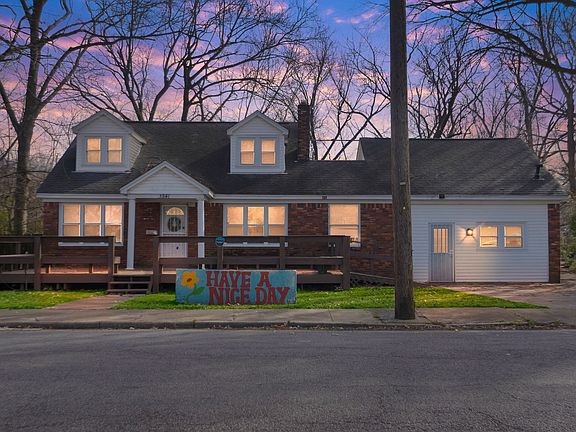 2nd image of 3841 Spottswood Ave