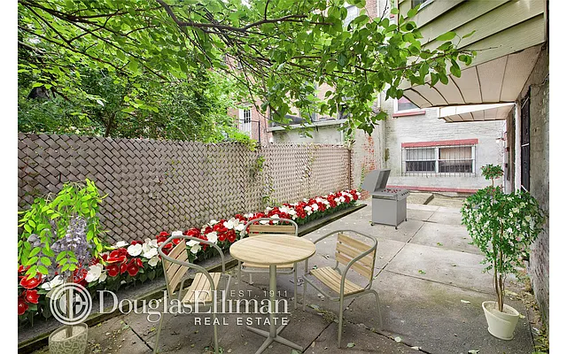 Sold by Douglas Elliman | media 41