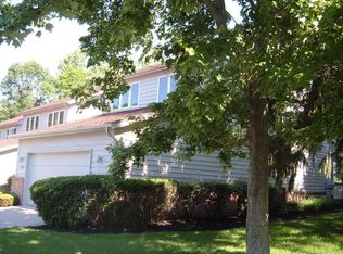 4979 Blendon Pond Dr, Westerville, OH 43081
