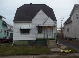 933 Harrison St, Monroe, MI 48161