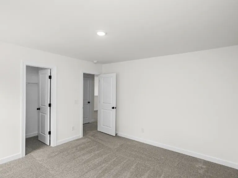 5021 Salient Dr — Photo 36