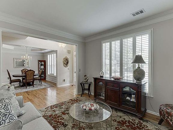 5th image of 3349 Collier Point