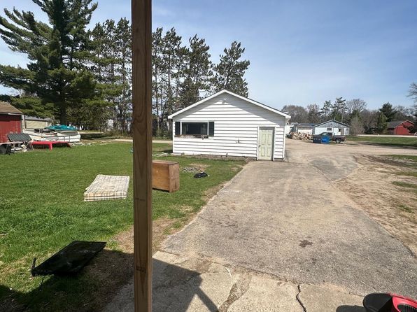 14382 Rainbow Ave, Kaleva, MI 49645