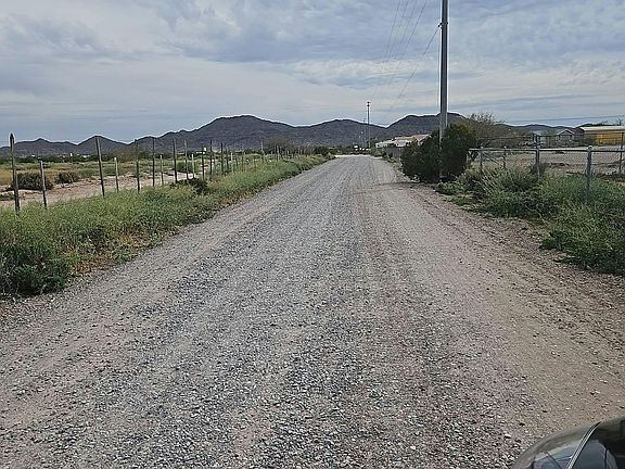 5th image of 12516 N Table Top Rd