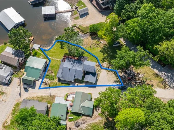 28 A Ln #H, Roach, MO 65787