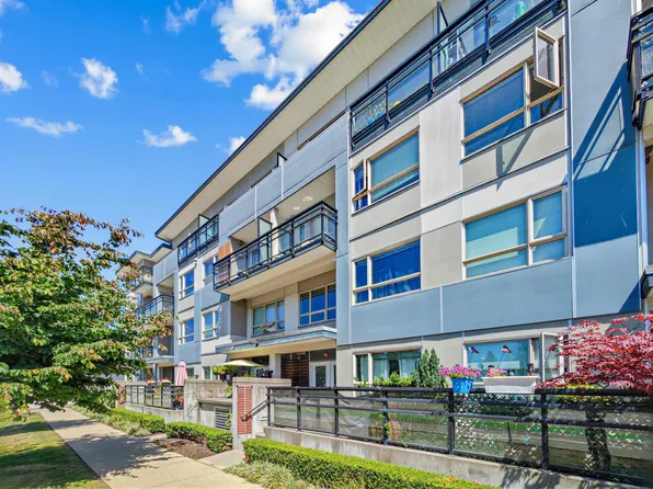 13228 Old Yale Rd #126, Surrey, BC V3T 0K3