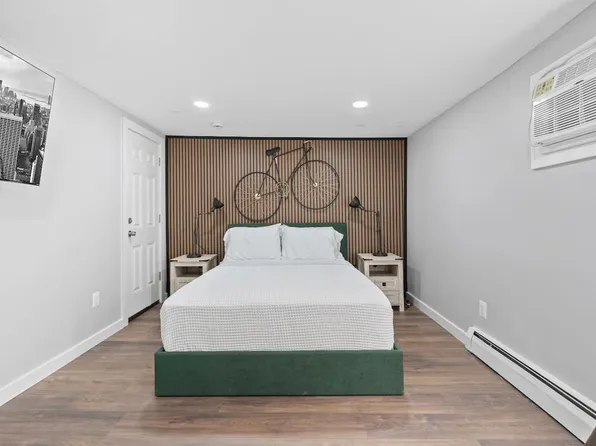 1051 Broadway APT 2B, Bayonne, NJ 07002