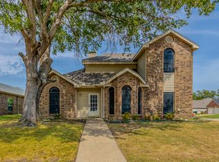 5102 Wood Creek Ln, Garland, TX 75044