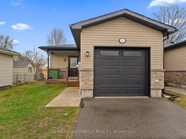 32 David St #A, Edwardsburgh/cardinal, ON K0E 1X0
