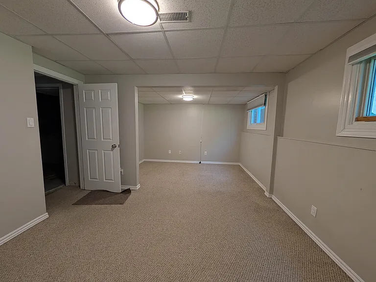 3 Tara Cres — Photo 25