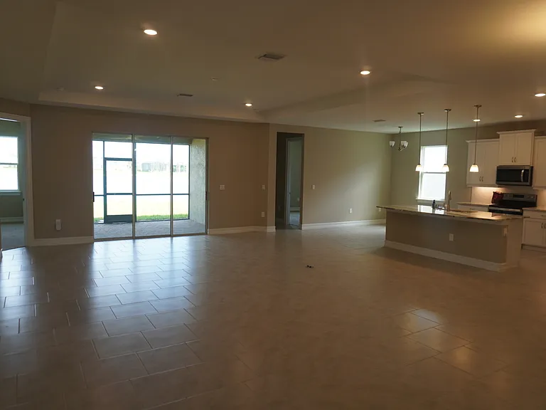 16027 Crofton Springs Way — Photo 6