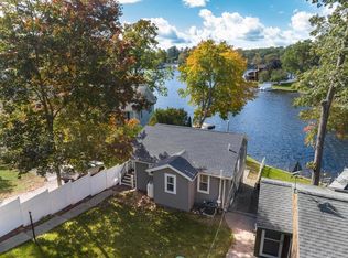 8 Sunset Rd, Salem, NH 03079