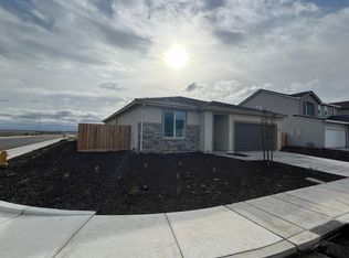 2804 Mokelumne St, Manteca, CA 95337