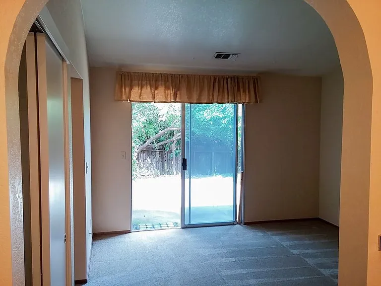 604 Alamine Dr — Photo 15