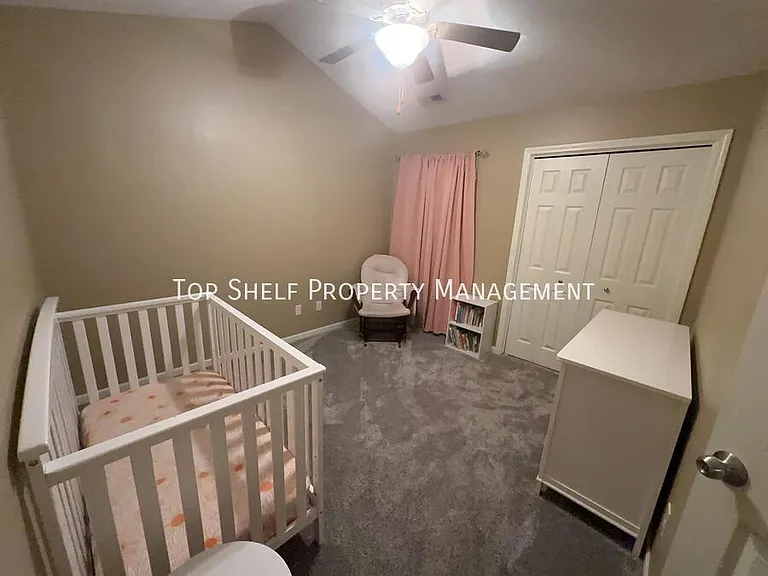 332 NW Driftwood Dr — Photo 7