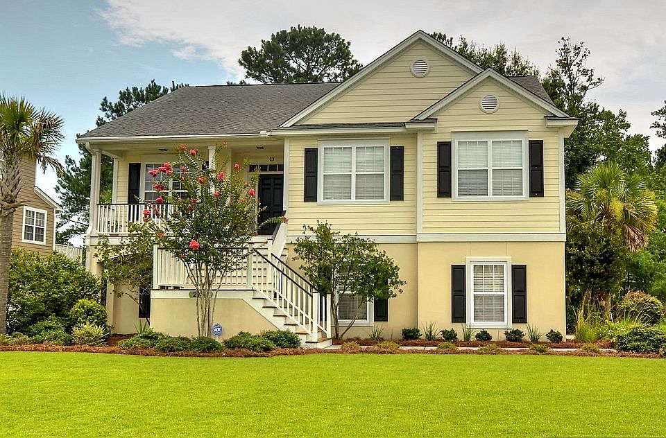 Beautiful Golf Course Home