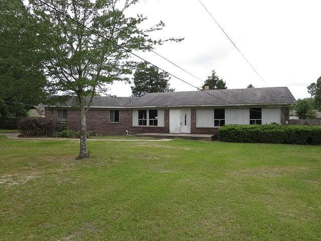 1st image of 7333 Dahlia Dr