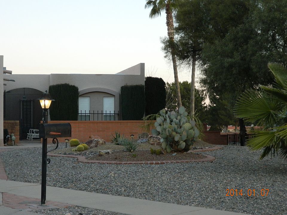 1st image of 225 E Placita Del Iris