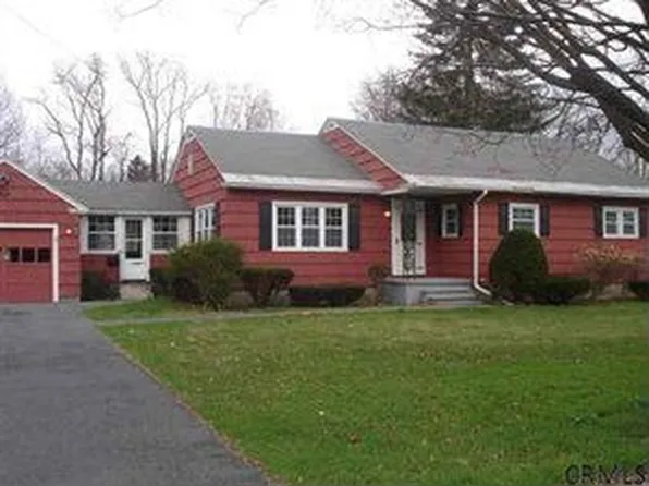 35 Notre Dame St, Hudson Falls, NY 12839