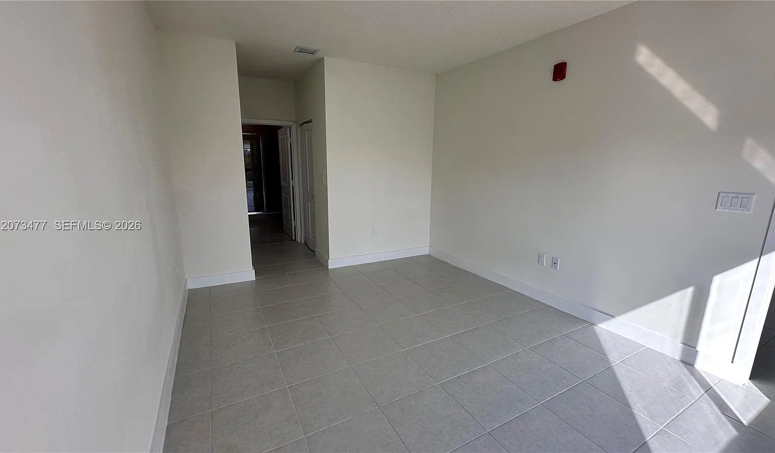 8001 NW 41st St — Photo 3