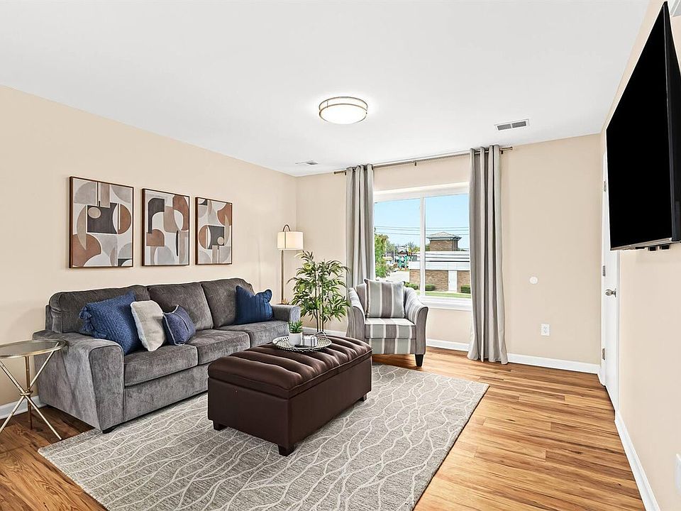 1st image of 18369 Sharon Ln #Id1032363p