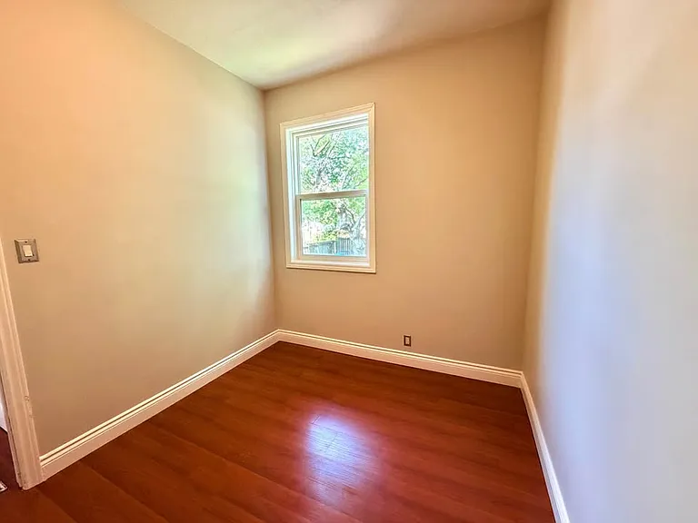 178 Talfourd St #A — Photo 10