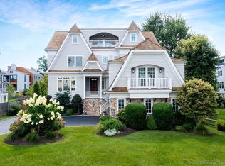 612 Penfield Rd, Fairfield, CT 06824