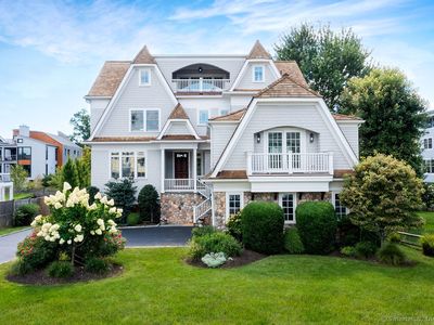 612 Penfield Road, Fairfield, CT, 06824