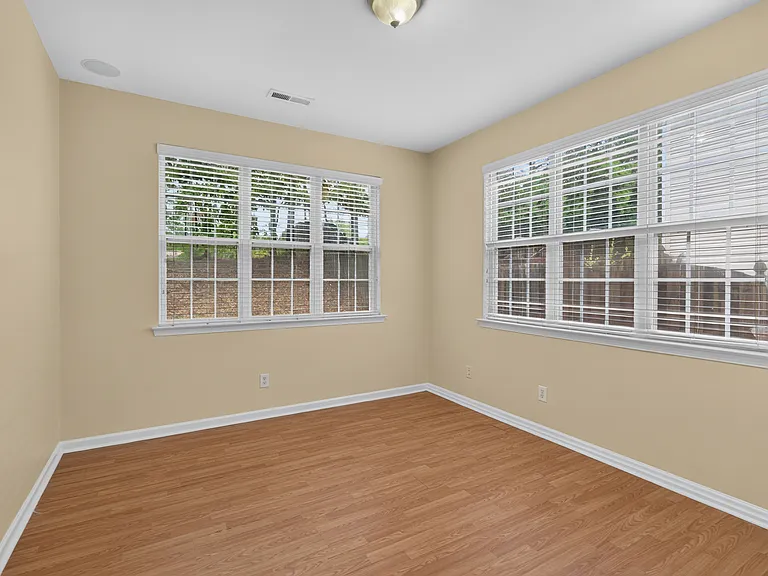 17222 Westmill Ln — Photo 15