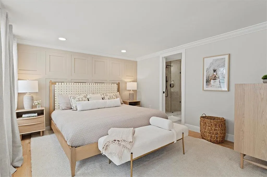 4 bed, 2.0 bath, 1550 sqft, $9,900 — Photo 2